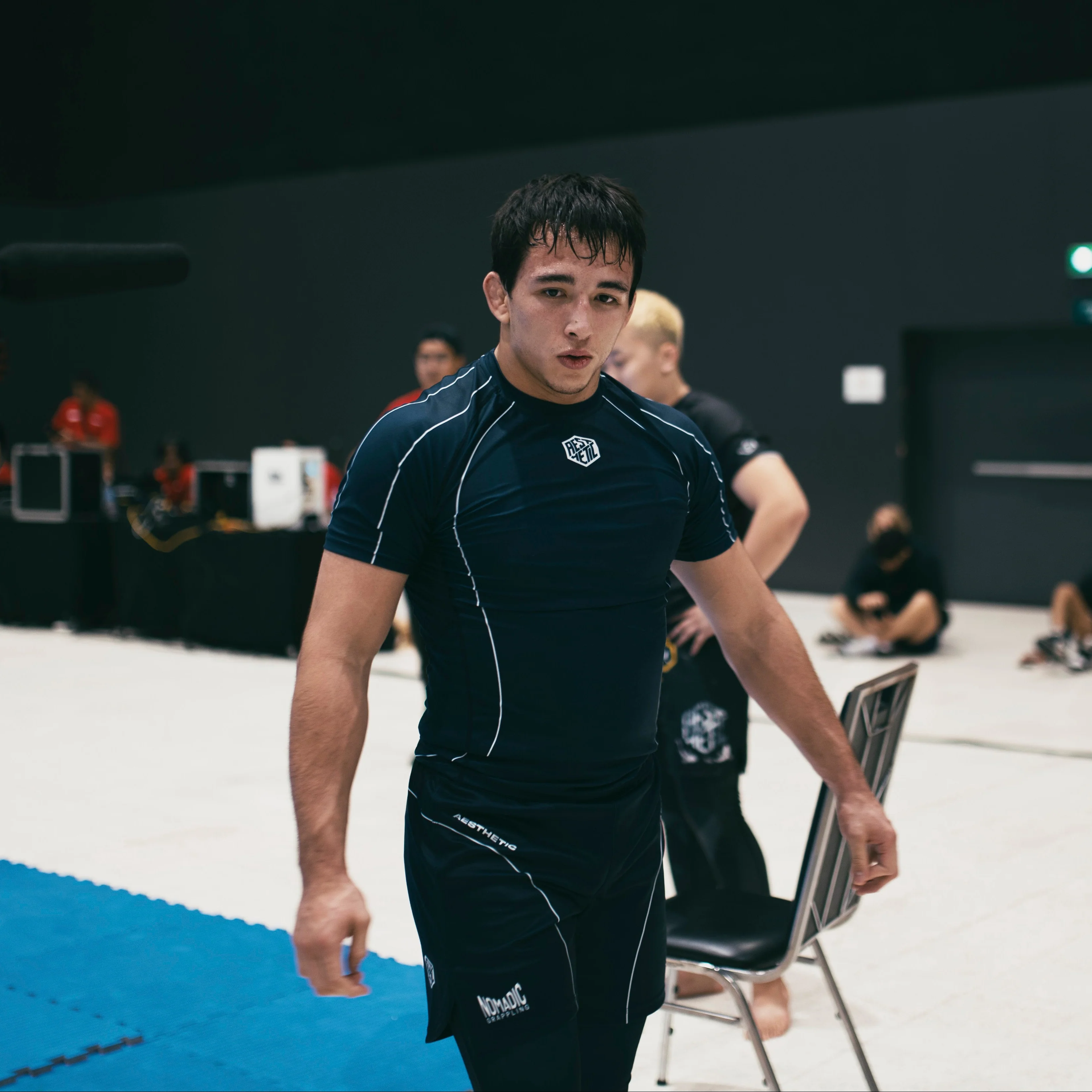 'Fine Lines' Jozef Chen Short Sleeve Rashguard (Ink) - Image 4